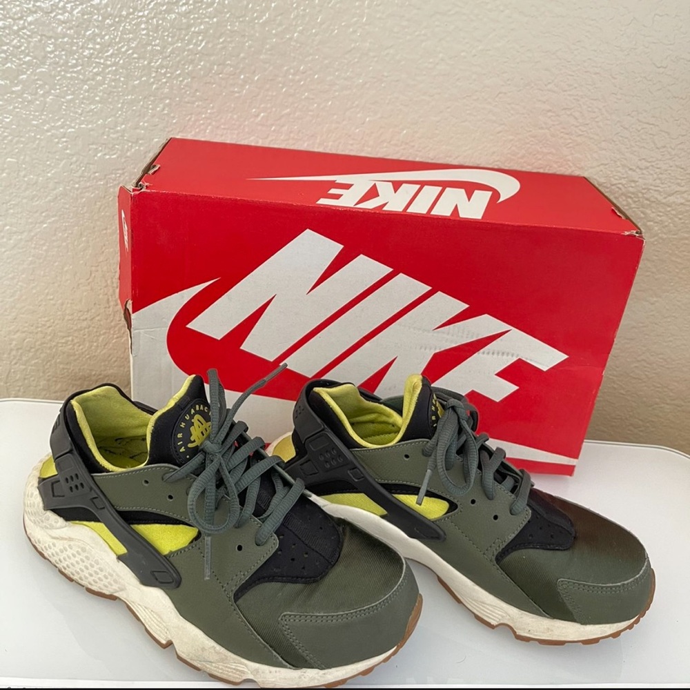 Nike Huraches
